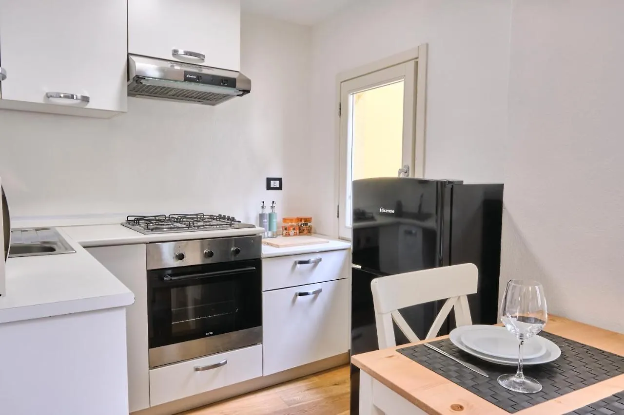 [CENTRO-LECCO] Romantico Appartamento sul Lago 0*, Lecco